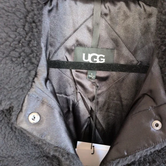 Women's UGG Frankie UGGFLUFF Shirt Jacket Black Size L - Picture 2 of 8